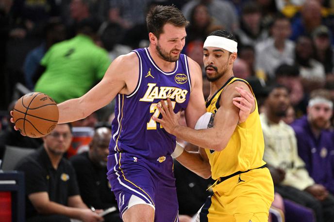 Indiana LA Lakers | Luka Dončić je v tej sezoni Indiani na dveh tekmah nasul kar 87 točk. V Los Angelesu jih je dosegel 44, v Indianapolisu le eno manj. | Foto Reuters