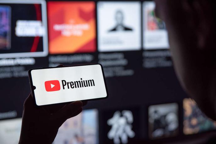 YouTube Premium | Naročniška storitev Premium je za YouTube potencialna zlata jama. Spletna stran ima namreč več kot 2,2 milijardi uporabnikov, naročnino na YouTube Premium pa jih plačuje manj kot pet odstotkov. | Foto Shutterstock