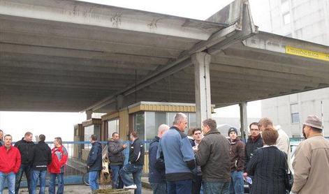 Mersteel za dvig prodaje potrebuje dodatno kreditiranje