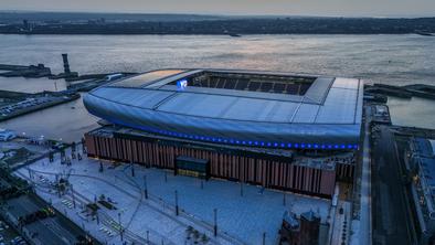 Na testni tekmi novega stadiona Evertona kar 10.000 gledalcev