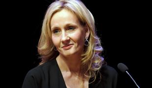 J. K. Rowling je detektivu tokrat poslala odrezano nogo