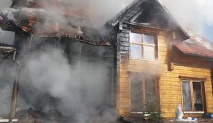 Bovec: Požar popolnoma uničil stanovanjsko hišo #foto