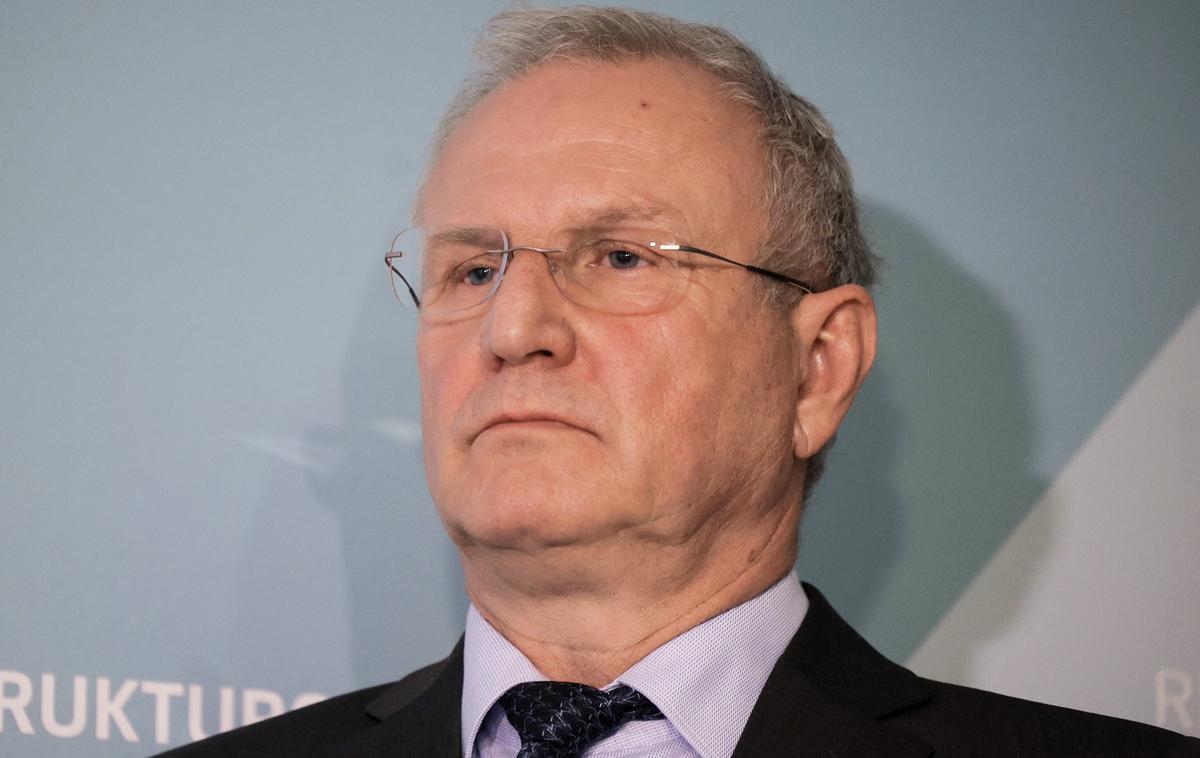 Srečko Janša | Obstaja sum, da naj bi Srečko Janša ponaredil sklepe nadzornega sveta.  | Foto STA