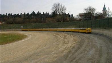 V Šiški varnejše speedway dirkališče