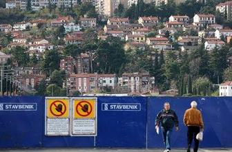 Pričakovanega velikega padca cen nepremičnin v 2010 ni bilo