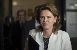 Cerarjeva vlada skriva magnetogram o samokandidaturi Bratuškove za komisarko