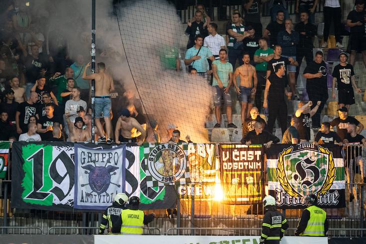 ... Olimpija pa bo skušala v četrtek s pomočjo domačega občinstva izločiti turški Malatyaspor. | Foto: Blaž Weindorfer / Sportida