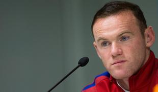 Rooney izpadel iz angleške reprezentance