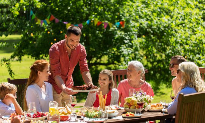 Piknik je odlična priložnost za druženje.  | Foto: Shutterstock