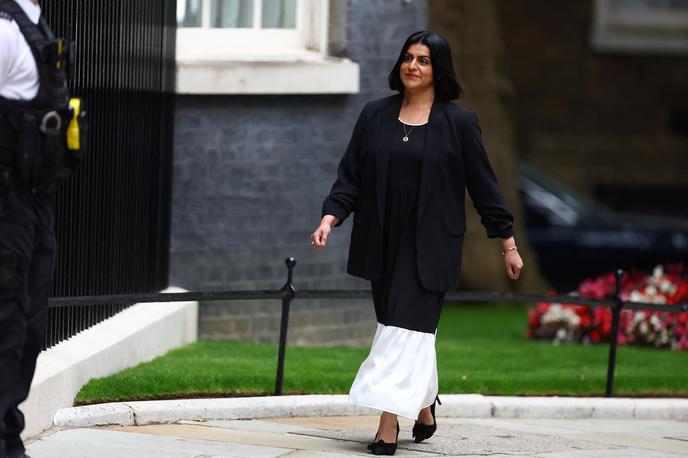Shabana Mahmood | "Če ne bomo ukrepali zdaj, nam grozi propad javnega reda [...] in celotnega kazenskopravnega sistema," še opozorila britanska pravosodna ministrica Shabana Mahmood, ki je položaj prevzela pred tednom dni po zmagi laburistov na parlamentarnih volitvah. | Foto Reuters