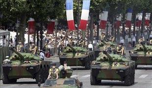 Svetovni voditelji na paradi ob francoskem državnem prazniku