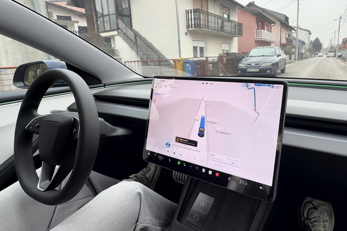 Tesla Autopilot samodejna vožnja FSD Zagreb | Foto Gregor Pavšič