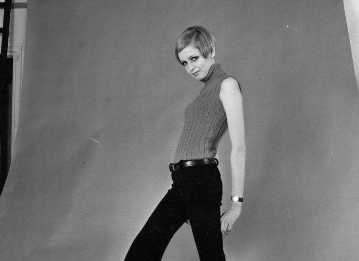 Twiggy je postavila nov trend: v modnem svetu so se po njeni zaslugi začela uveljavljati suhljata dekleta. | Foto: Getty Images