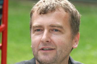 Publicist Marko Crnkovič gre v osebni stečaj