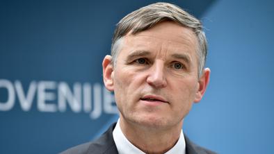 Orbanov najtesnejši prijatelj bi se širil v Slovenijo. Kaj bo rekla država?