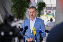 Razprava o javnih financah Golobove vlade