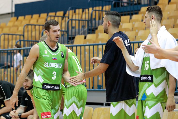 goran dragic kosarkarska reprezentanca Tudi Goran Dragić je zaželel srečo slovenskim rokometašem. | Foto: Matic Klanšek Velej/Sportida