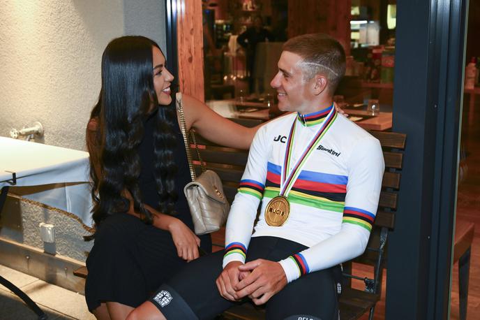 Remco Evenepoel | Remco Evenepoel z ženo Oumi Rayane, ki je njegova zaupnica in največja opora v težkih trenutkih. | Foto Guliverimage