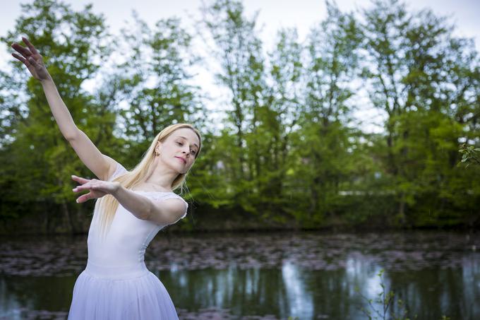 Njena strast je biti balerina, ki pleše lastne koreografije. | Foto: Ana Kovač