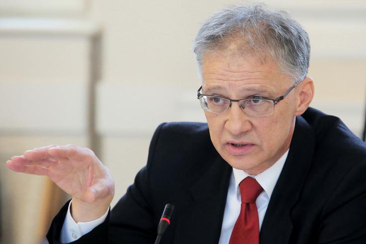 Rezultat volitev, torej rezultat med političnima poloma, o katerem Lukšič napoveduje, da bo v prid levega pola, bo odvisen od tega, koliko manjših strank na določenem polu bo ostalo pod parlamentarnim pragom. | Foto: STA