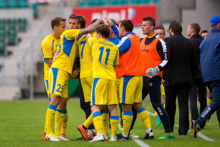 Slovenski pokalni prvaki so se brez večjih težav uvrstili v drugi krog lige Europa.  | Foto: Žiga Zupan/Sportida