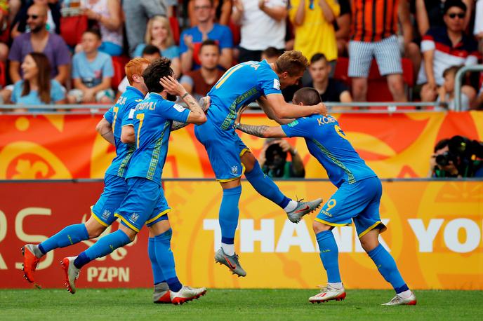Ukrajina svetovno prvenstvo U20 | Ukrajinski mladi nogometaši se veselijo naslova svetovnih prvakov. | Foto Reuters