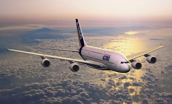 Qantas bo prizemljil tudi dvanajst Airbusovih A380. Ali bodo še kdaj poleteli na nebo pod njihovimi barvami, za zdaj še ni znano. | Foto: 