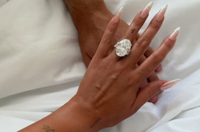 Georgina Rodriguez | Zaročni prstan Georgine Rodriguez, s katerim jo je zaročil Cristiano Ronaldo, bi lahko bil po oceni strokovnjakov vreden celo več kot deset milijonov dolarjev (več kot 8,6 milijona evrov). | Foto Guliverimage