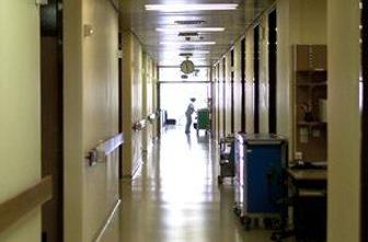 Na oddelku za kardiologijo UKC Ljubljana prepovedani vsi obiski