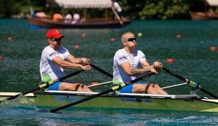 Slovenske posadke začele uspešno
