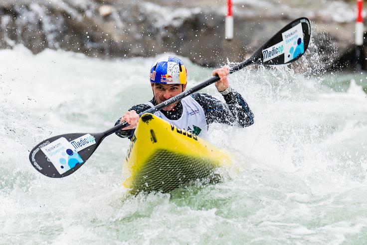 Pri 37 letih je Peter Kauzer še vedno v vrhu svetovnega kajaka. | Foto: Grega Valančič / Sportida