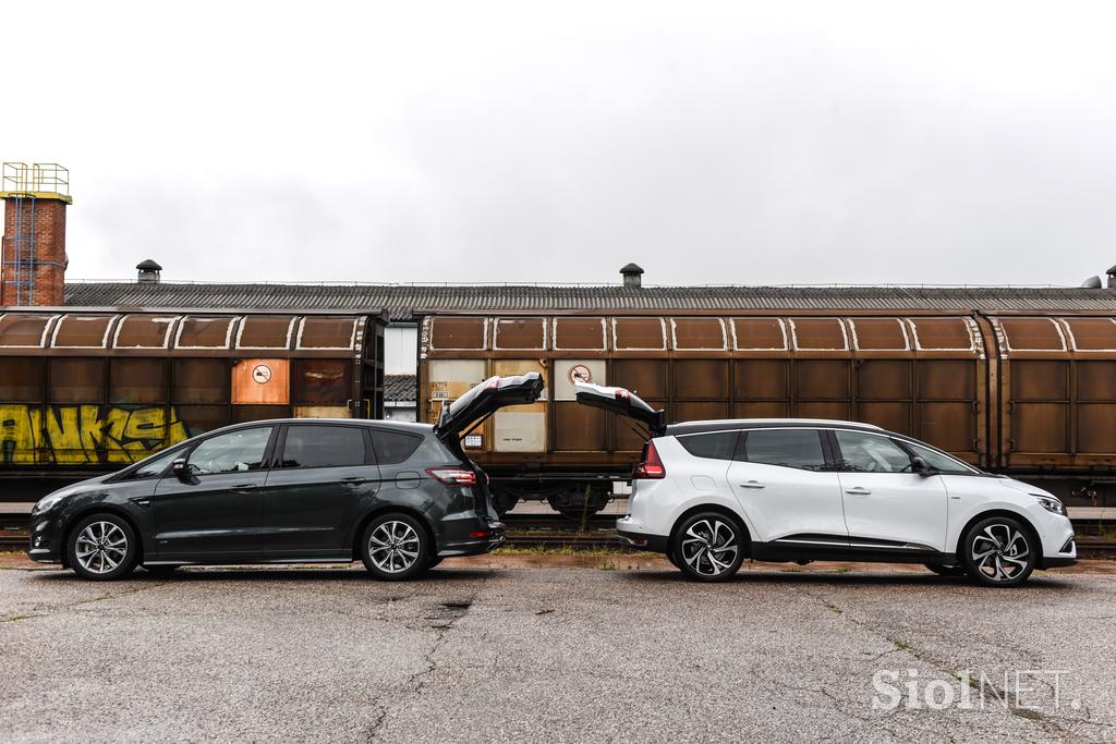 Renault grand scenic in ford s-max