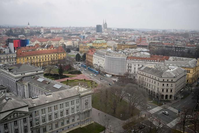 stanovanja, Zagreb, Hrvaška | Na Hrvaškem je po nekaterih ocenah okoli 200 tisoč praznih stanovanj, od tega samo v Zagrebu 54 tisoč. | Foto Nebojša Tejić/STA