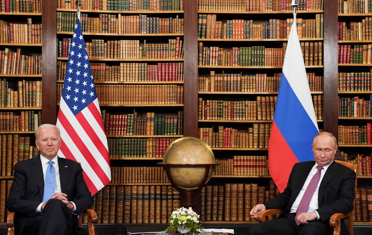 Joe Biden Vladimir Putin | Ameriški predsednik Joe Biden je za ruskega predsednika Vladimirja Putina zagotovo največji sovražnik med zahodnimi voditelji. | Foto Reuters