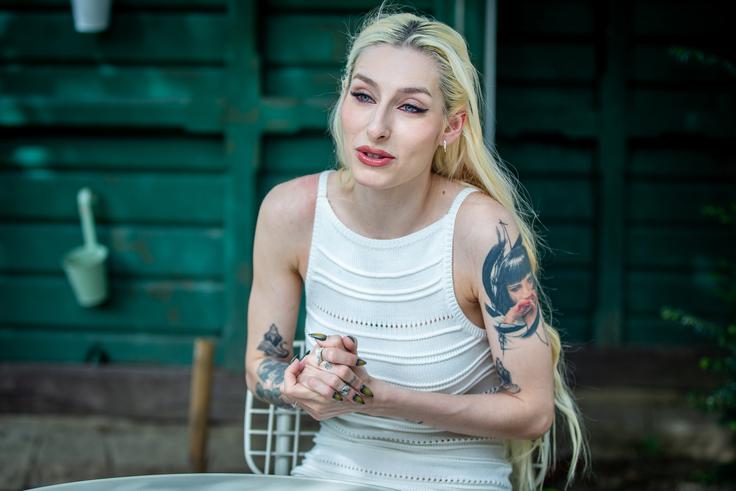 Ne ve, kdaj je imela nazadnje popolnoma prost dan, saj ima zasedene tudi vse nedelje. | Foto: Gaja Hanuna