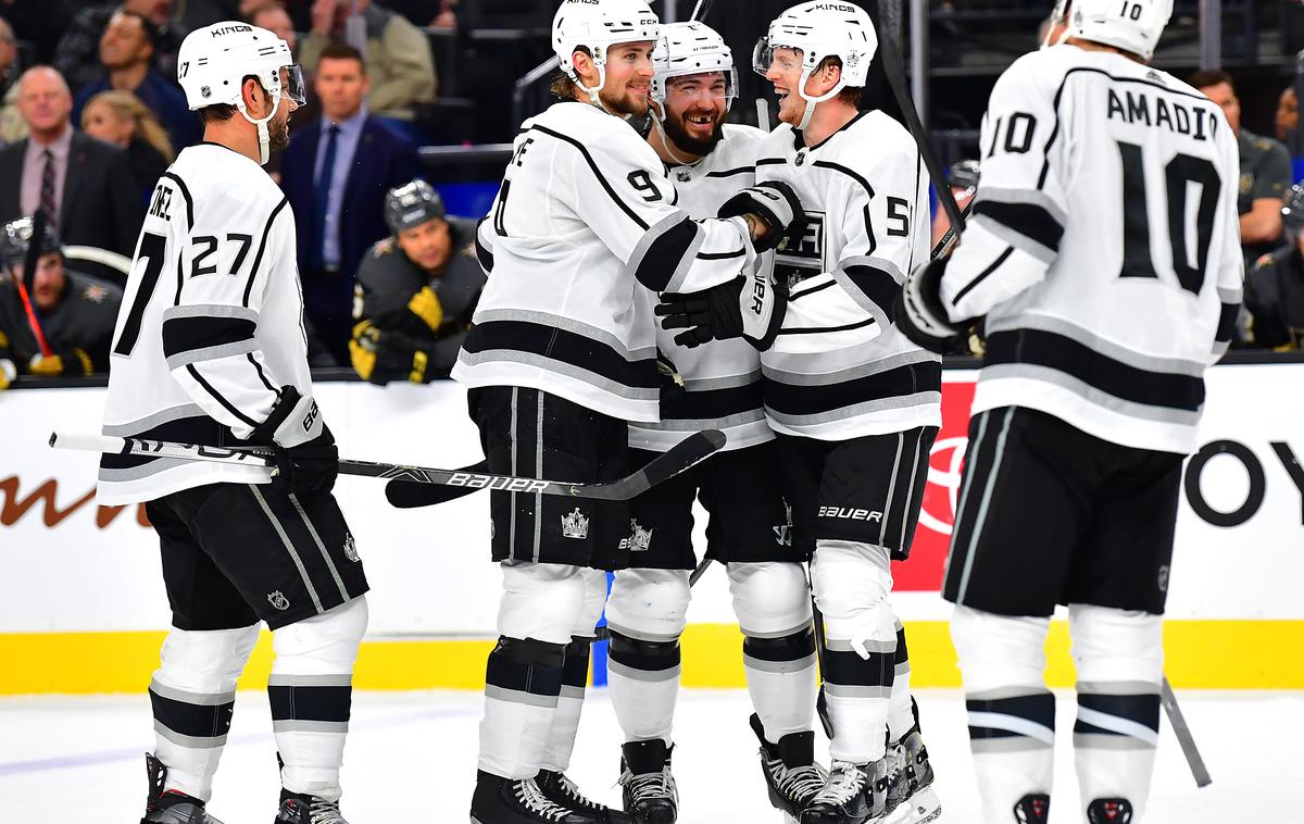 La Kings | Hokejisti Los Angeles Kings so visoko, s 5:2, premagali Viteze iz Las Vegasa. | Foto Reuters