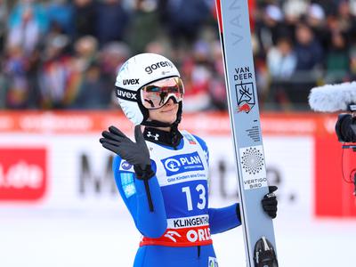 Trener Tepeš se je odločil: to so skakalke, ki nas bodo zastopale na olimpijskih igrah #video