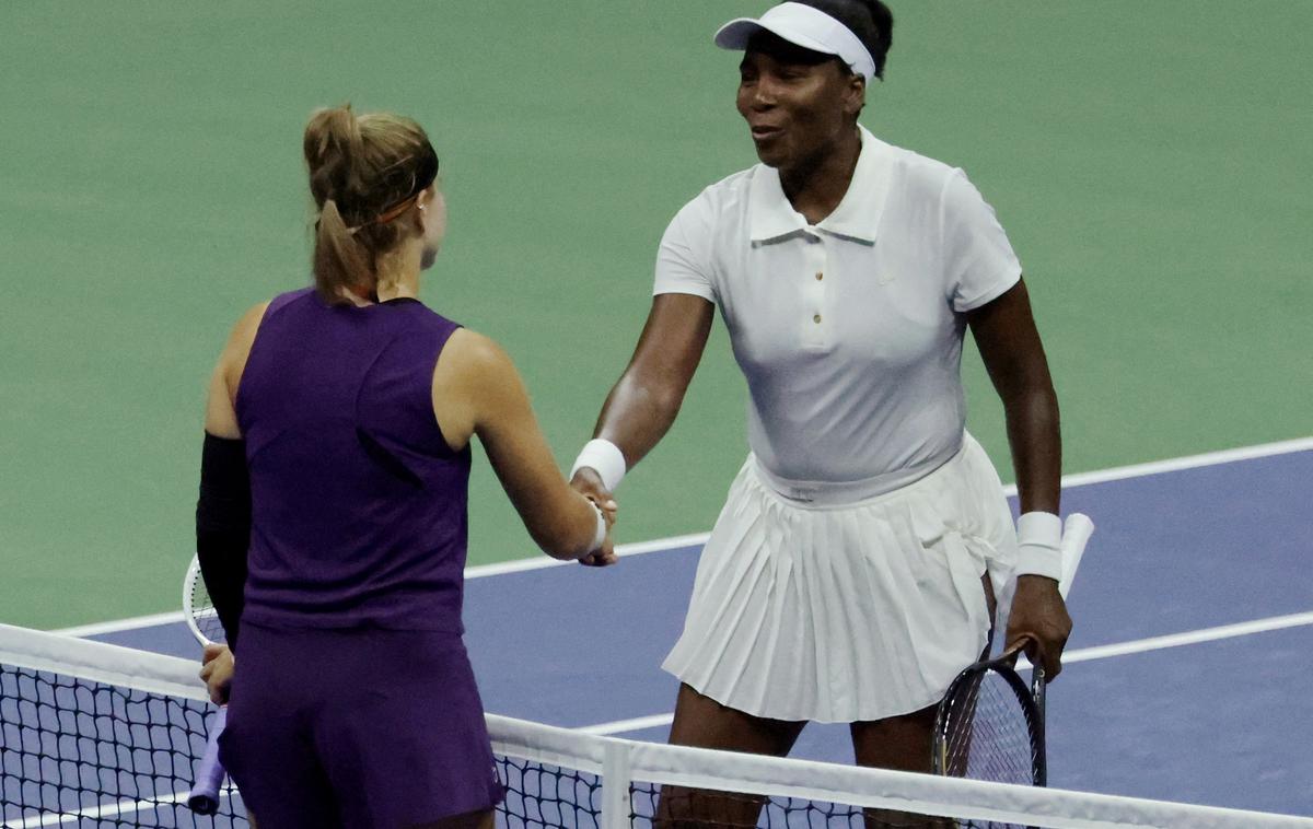 Karolina Muchova, Venus Williams | Karolina Muchova je po dveh urah strla odpor Venus Williams. | Foto Reuters