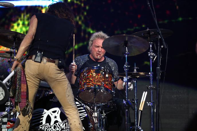 Aerosmith | Bobnar Joey Kramer, ustanovni član Aerosmithov, se želi vrniti v skupino, a mu kolegi tega ne dovolijo. | Foto Getty Images