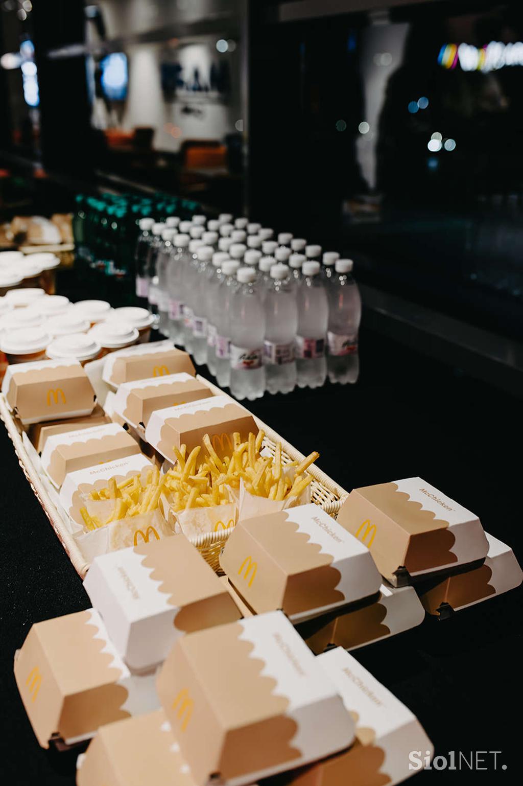 Mek izgovor_zakljucni dogodek_pogostitev_1_v2