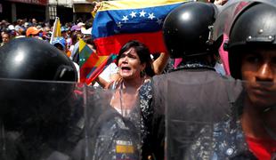Venezuelska policija zaustavila proteste proti Maduru