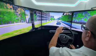 Simulator vožnje avtobusa po Ljubljani: LPP uri nove in izboljšuje obstoječe voznike