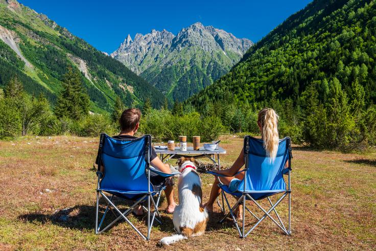 Nastja in Rok sta pred petimi leti odpotovala s prihranki, ki sta jih imela. Ko so ti začeli kopneti, sta našla službi, ki ju lahko opravljata na daljavo.  | Foto: Osebni arhiv
