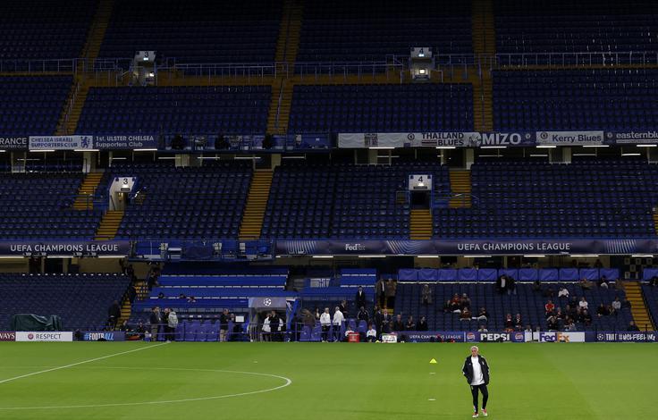 Na treningu Benfice na Stamford Bridgu. | Foto: Reuters