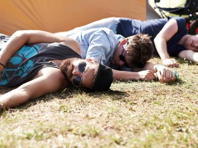 Kako vaš znak horoskopa prenaša alkoholnega mačka?