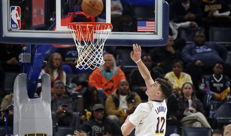 Presenetljivi adut Lakersov spregovoril o viralnem trenutku