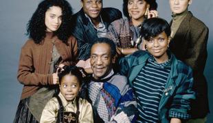 "Bill Cosby me je omamljal in posiljeval"