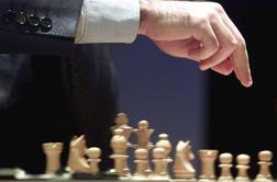 Na šahovskem dvoboju v Moskvi prva zmaga za Gelfanda