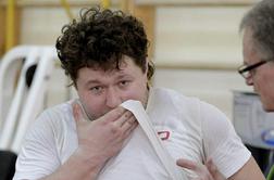 Olimpijski prvak v dviganju uteži ne bo branil naslova