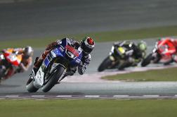 Rossi ukradel šov zmagovalcu VN Katarja Lorenzu